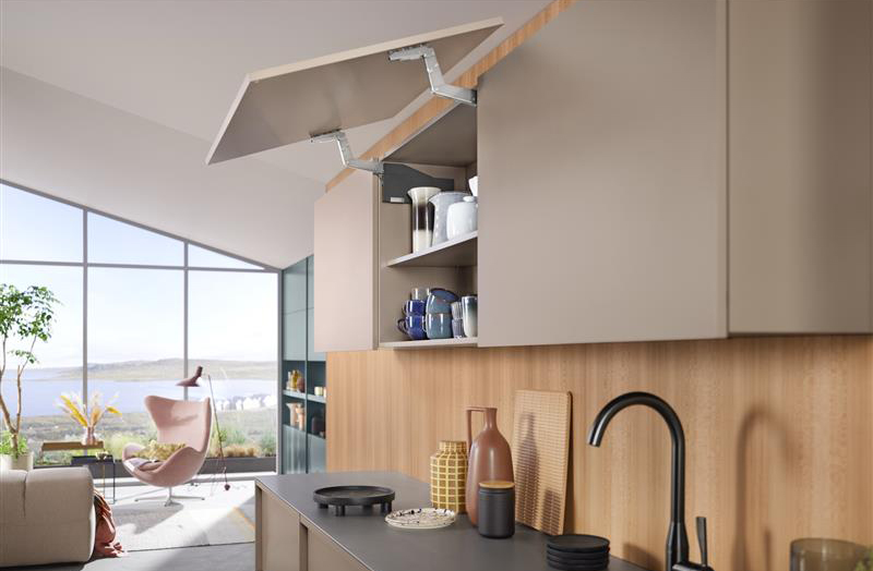 New Blum AVENTOS HS top